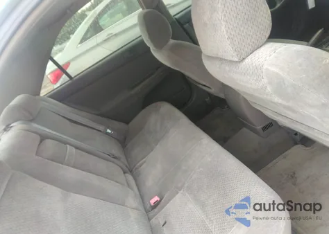 2002 Toyota Camry Le из США, поврежденный, VIN 4T1BE32K72U633550